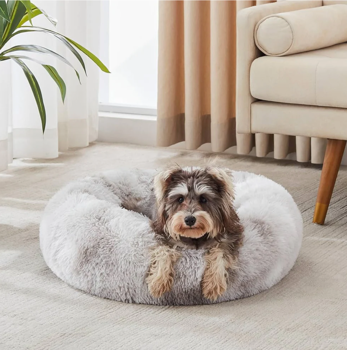 Round pet donut bed